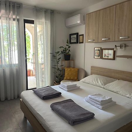 Studio Apartman Stefanija セルツェ エクステリア 写真