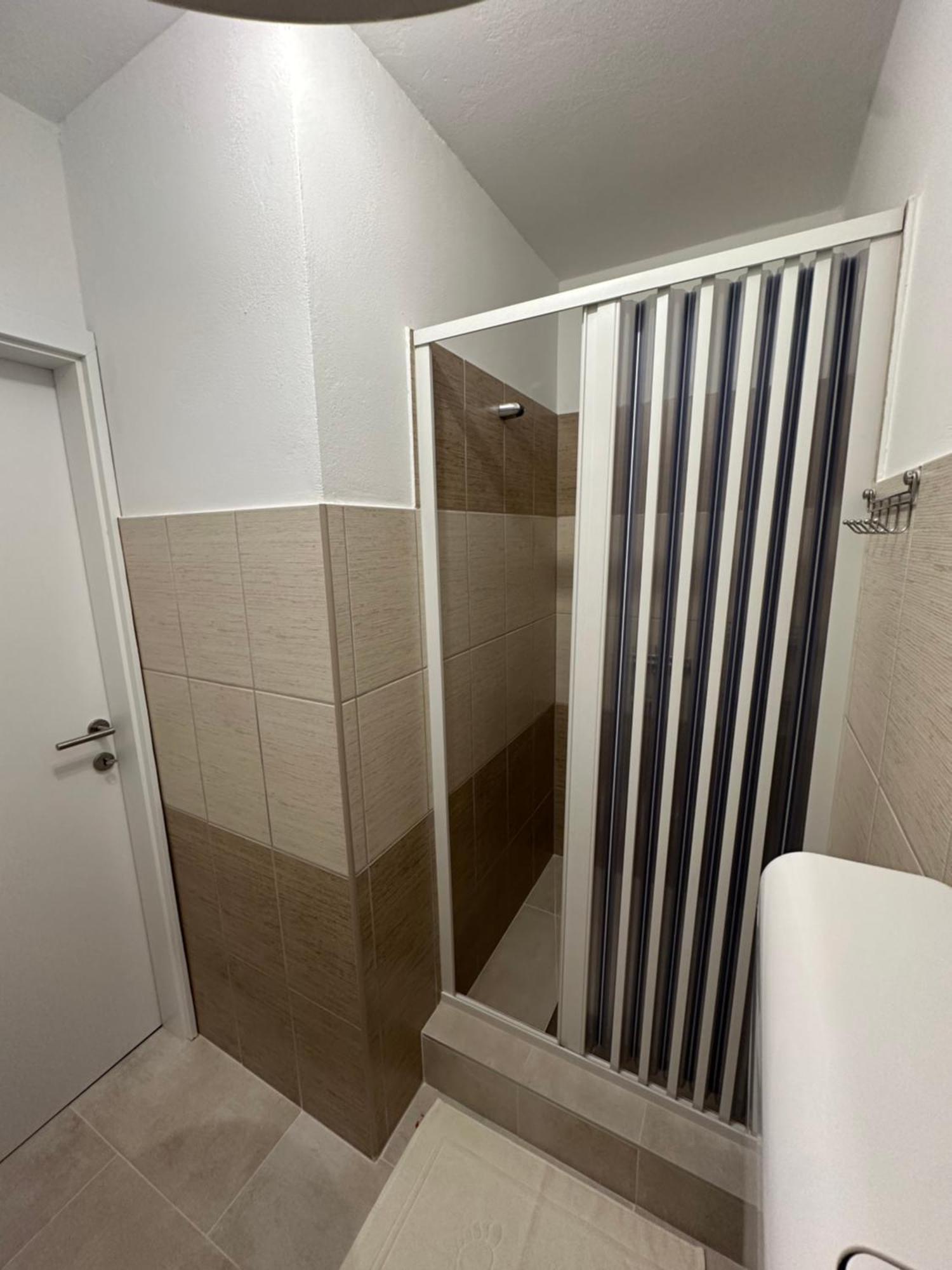 Studio Apartman Stefanija セルツェ エクステリア 写真
